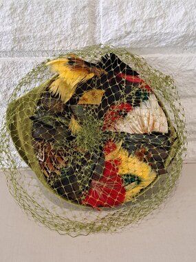 Vintage Pillbox Hat Green Pheasant Feather Multicolor Netting Retro Womens OS